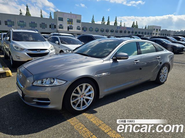 Jaguar XJ 3.0D Premium Luxury LWB X351