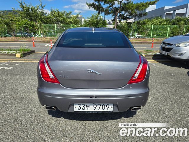 Jaguar XJ 3.0D Premium Luxury LWB X351 2014 — фото 4