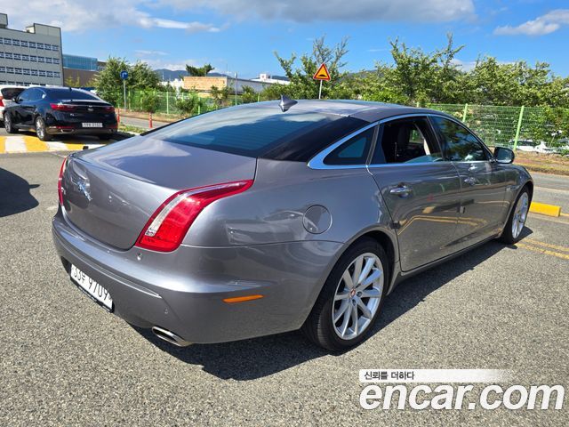 Jaguar XJ 3.0D Premium Luxury LWB X351 2014 — фото 5