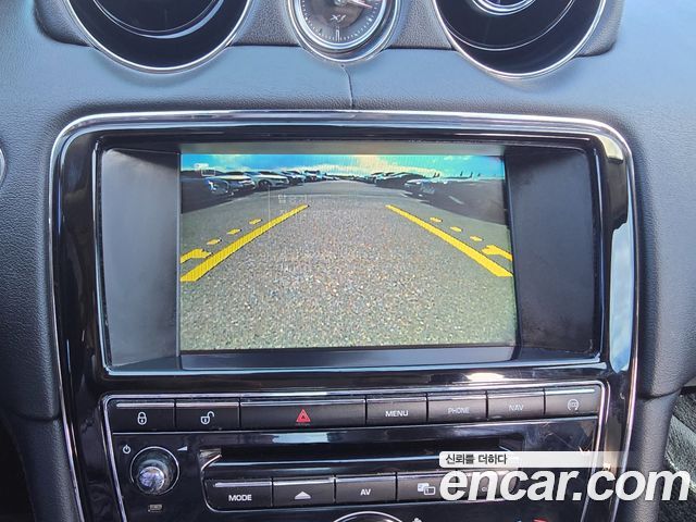 Jaguar XJ 3.0D Premium Luxury LWB X351 2014 — фото 10