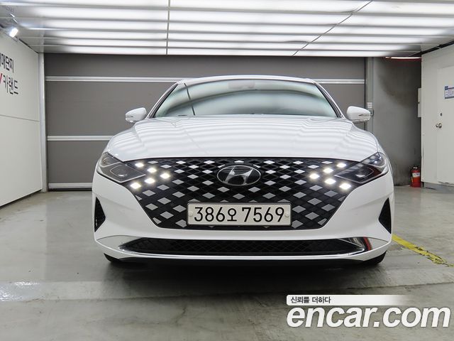 Hyundai Grandeur (IG) 2.5 Premium 2022 — фото 2