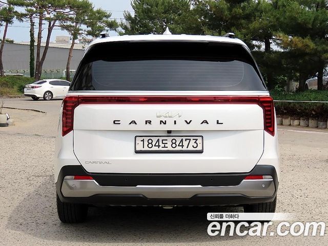 Kia Carnival (IV) Gasoline 9-Seater Noblesse 2024 — фото 4