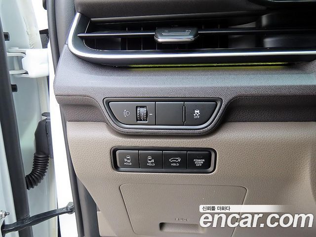 Kia Carnival (IV) Gasoline 9-Seater Noblesse 2024 — фото 17