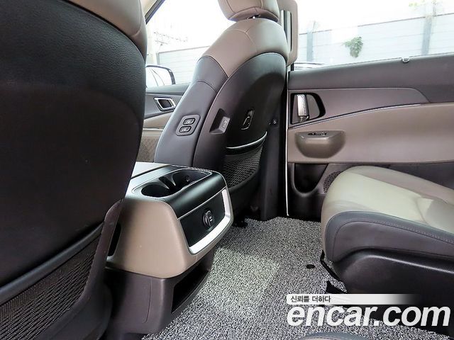 Kia Carnival (IV) Gasoline 9-Seater Noblesse 2024 — фото 20