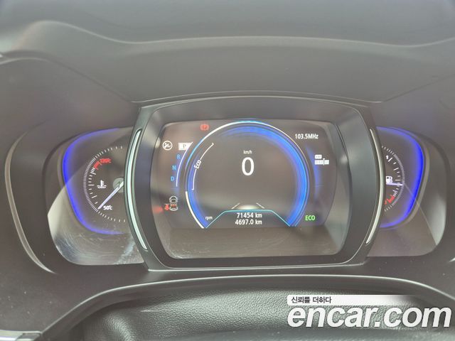 Renault Korea QM6 2.0 LPe RE Signature 2WD 2022 — фото 10