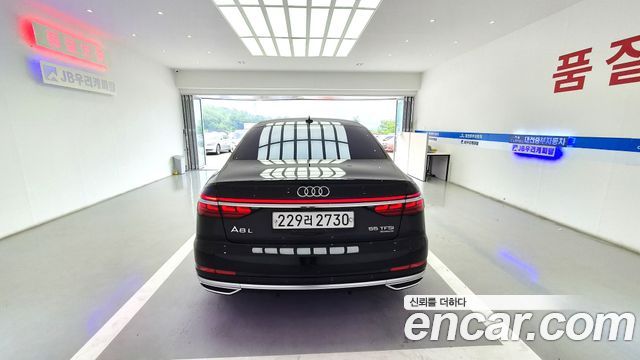 Audi A8 (D5) 55 TFSI Quattro LWB 2020 — фото 6