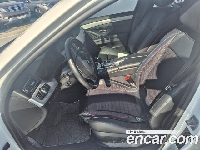BMW 5 Series (F10) 528i M Sport 2013 — фото 19
