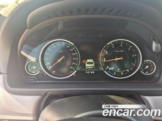 BMW 5 Series (F10) 528i M Sport 2013 — фото 20