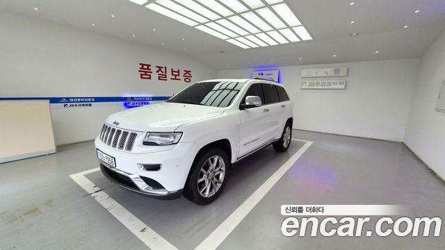 Jeep Grand Cherokee 3.0 Diesel Overland Summit WK2 2015 — фото 3