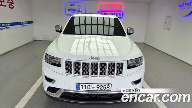 Jeep Grand Cherokee 3.0 Diesel Overland Summit WK2 2015 — фото 10