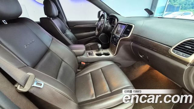 Jeep Grand Cherokee 3.0 Diesel Overland Summit WK2 2015 — фото 22
