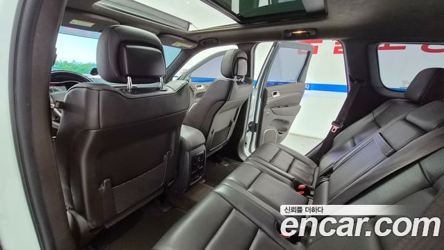 Jeep Grand Cherokee 3.0 Diesel Overland Summit WK2 2015 — фото 23