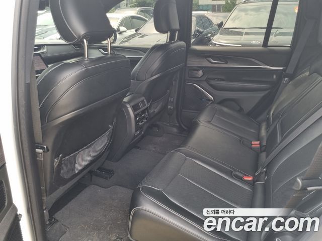 Jeep Grand Cherokee (WL) 3.6 Overland 2023 — фото 17