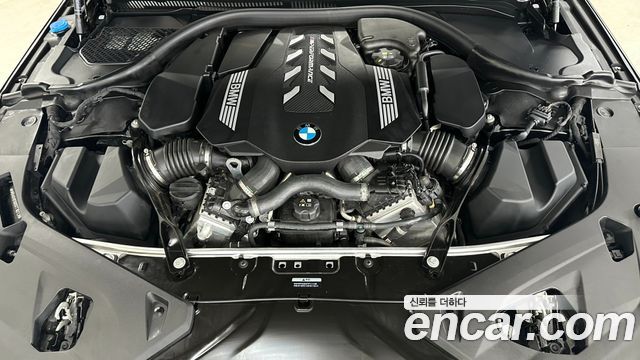 BMW 8 Series (G15) M850i xDrive Gran Coupe 2025 — фото 6