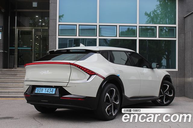 Kia EV6 Long Range Earth 2022 — фото 6