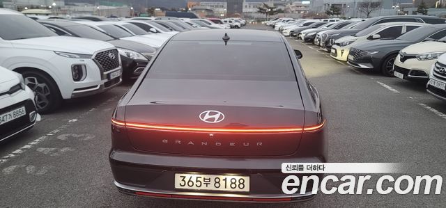 Hyundai Grandeur (GN7) 3.5 Gasoline 2WD Exclusive 2023 — фото 4