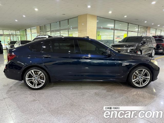 BMW 5 Series GT (F07) GT 50i xDrive 2012 — фото 5