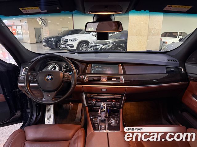 BMW 5 Series GT (F07) GT 50i xDrive 2012 — фото 9