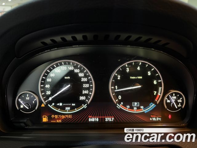 BMW 5 Series GT (F07) GT 50i xDrive 2012 — фото 15