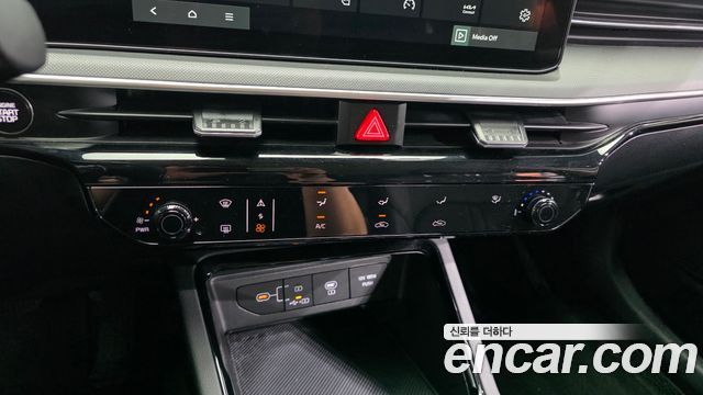 Kia K5 (III) 2.0 Prestige 2025 — фото 17