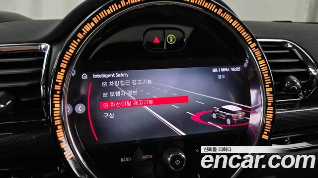 MINI Cooper Clubman Classic Plus Lite 2nd 2022 — фото 15