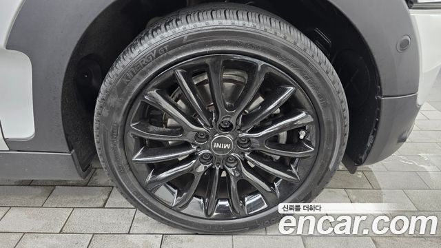MINI Cooper Clubman Classic Plus Lite 2nd 2022 — фото 21