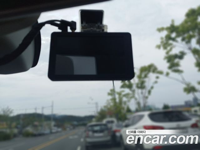 Renault Korea QM3 RE 2015 — фото 10