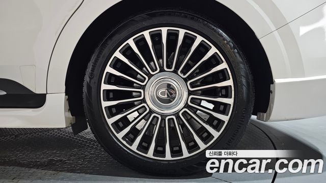 Kia Carnival (IV) Gasoline 9-seater Limousine(Special vehicle) 2021 — фото 21