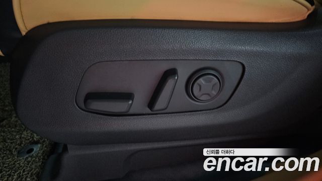 Kia Carnival (IV) Gasoline 9-seater Limousine(Special vehicle) 2021 — фото 30