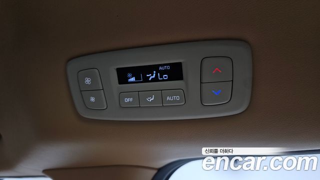 Kia Carnival (IV) Gasoline 9-seater Limousine(Special vehicle) 2021 — фото 33