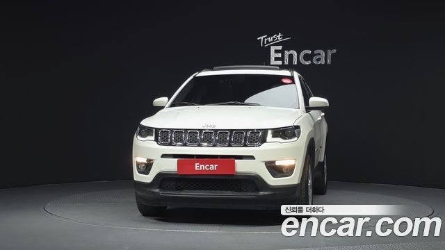 Jeep Compass (II) 2.4 Longitude AWD 2019 — фото 3