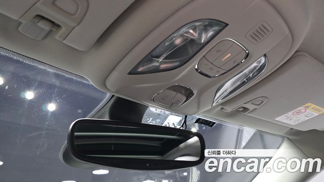 Jeep Compass (II) 2.4 Longitude AWD 2019 — фото 17