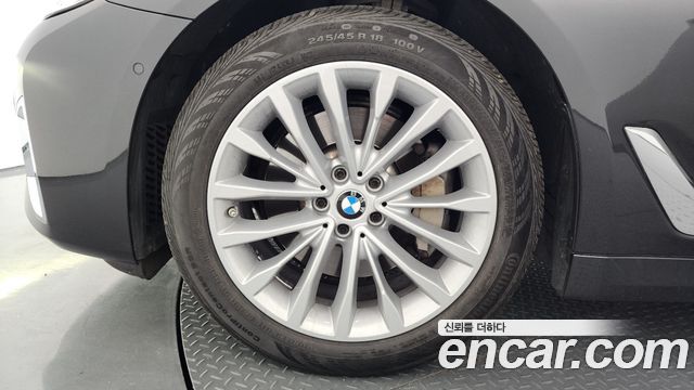 BMW 5 Series (G30) 530i Luxury 2022 — фото 5