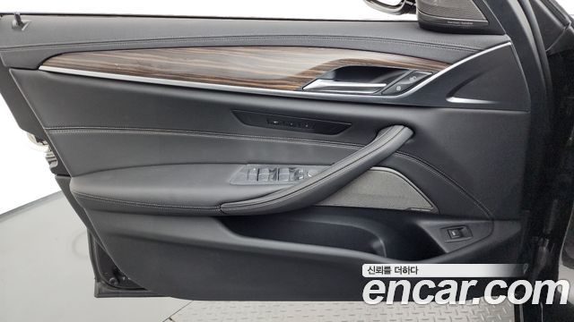 BMW 5 Series (G30) 530i Luxury 2022 — фото 24