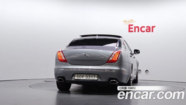 Jaguar XJ 3.0 SC AWD Premium Luxury LWB X351 2015 — фото 4