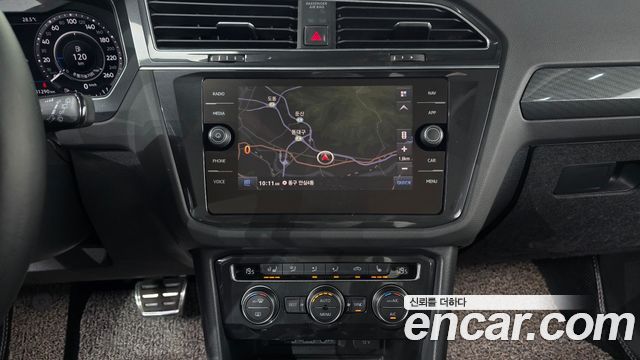 Volkswagen Tiguan (II) 2.0 TDI 4Motion Prestige 2018 — фото 15