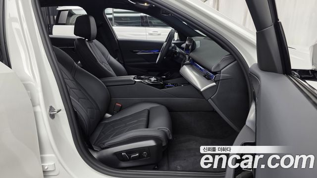 BMW 5 Series (G60) 520i M Sport 2026 — фото 15