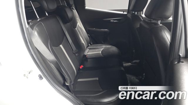 Chevrolet Spark My Fit Edition 2020 — фото 11