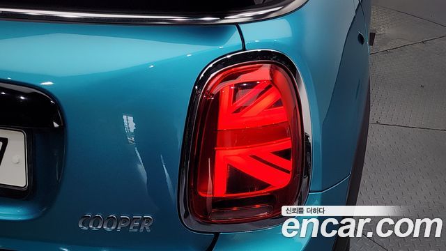 MINI Cooper Convertible Standard 3rd Generation 2021 — фото 23