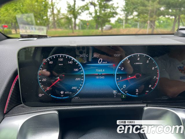 Mercedes-Benz GLB-Class (X247) GLB250 4MATIC 2020 — фото 18