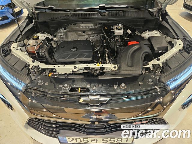Chevrolet Trailblazer 1.3 Turbo 4WD RS 2023 — фото 23