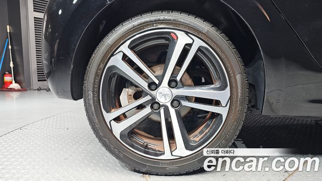 Peugeot 208 1.6 BlueHDi GT Line 5door 2019 — фото 5