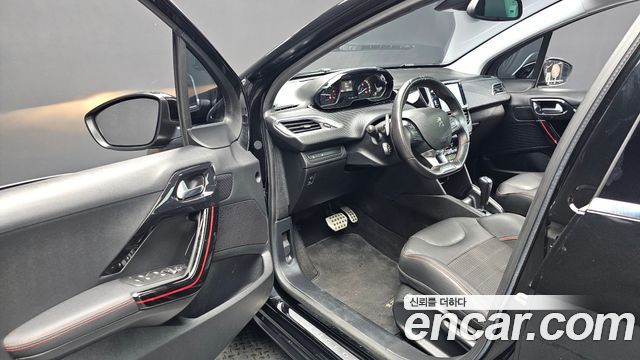 Peugeot 208 1.6 BlueHDi GT Line 5door 2019 — фото 10