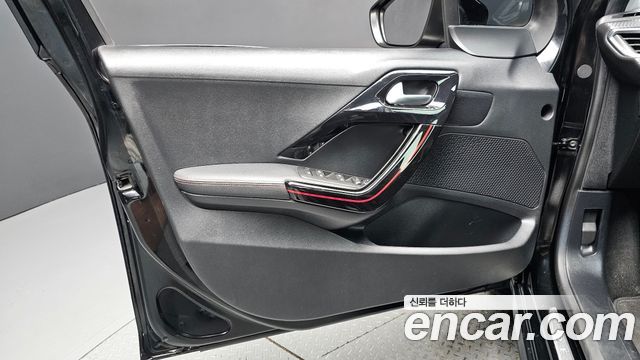 Peugeot 208 1.6 BlueHDi GT Line 5door 2019 — фото 24
