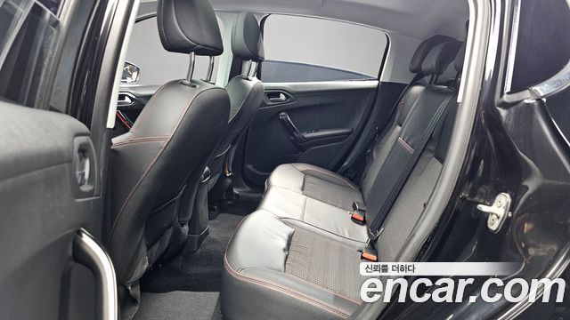 Peugeot 208 1.6 BlueHDi GT Line 5door 2019 — фото 26