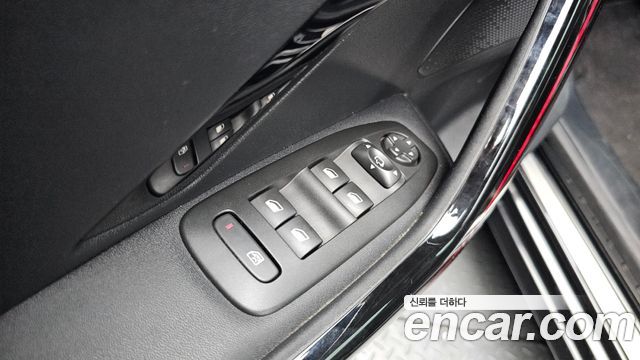 Peugeot 208 1.6 BlueHDi GT Line 5door 2019 — фото 27