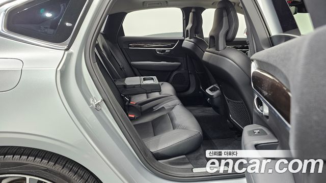 Volvo S90 D5 AWD Momentum 2017 — фото 12