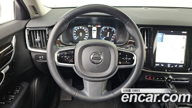 Volvo S90 D5 AWD Momentum 2017 — фото 14