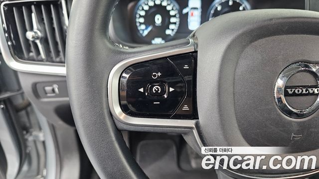 Volvo S90 D5 AWD Momentum 2017 — фото 16
