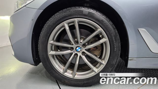BMW 5 Series (G30) 520d xDrive M Sport Package Plus 2018 — фото 5